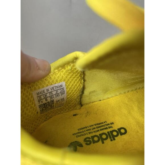 Authentic Women’s Adidas NMD R1 W HP9733 Bright Yellow & Black Size 7.5 - Picture 6 of 7